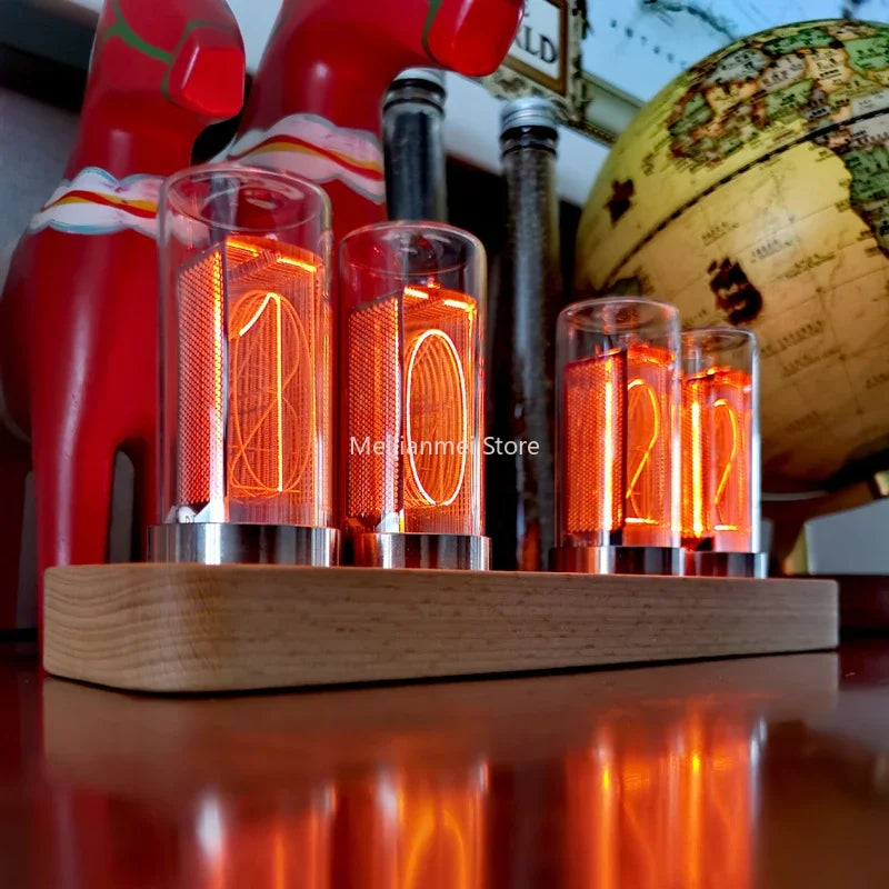 Современные ламповые часы Nixie