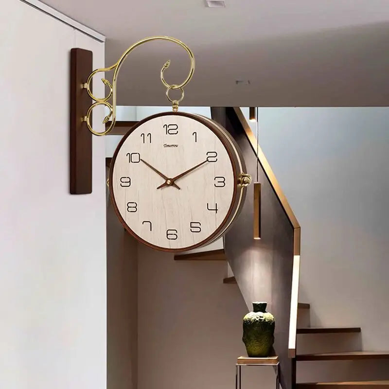 Horloge Double Face en Bois - Horloges murales